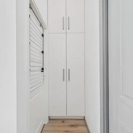 In Centre - Compact & Functional Apartment Riga