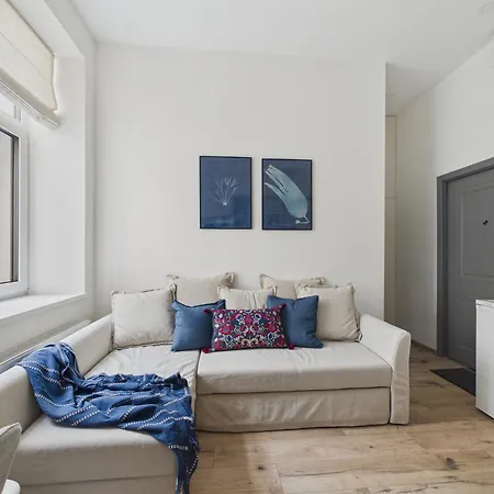 In Centre - Compact & Functional Dzīvoklis Riga